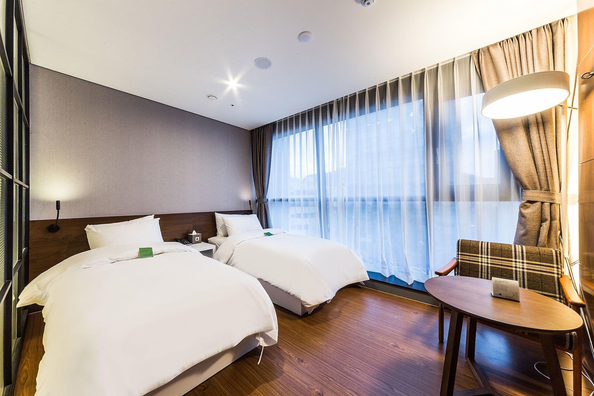 Hotel The Designers Seoul Station Bagian luar foto