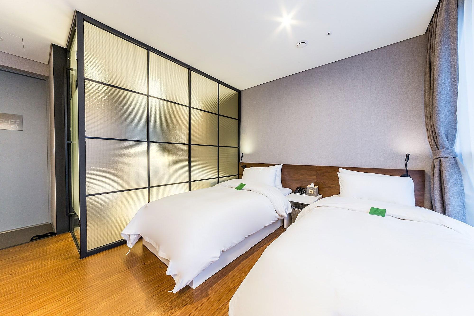 Hotel The Designers Seoul Station Bagian luar foto