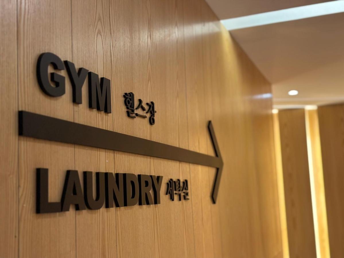 Hotel The Designers Seoul Station Bagian luar foto