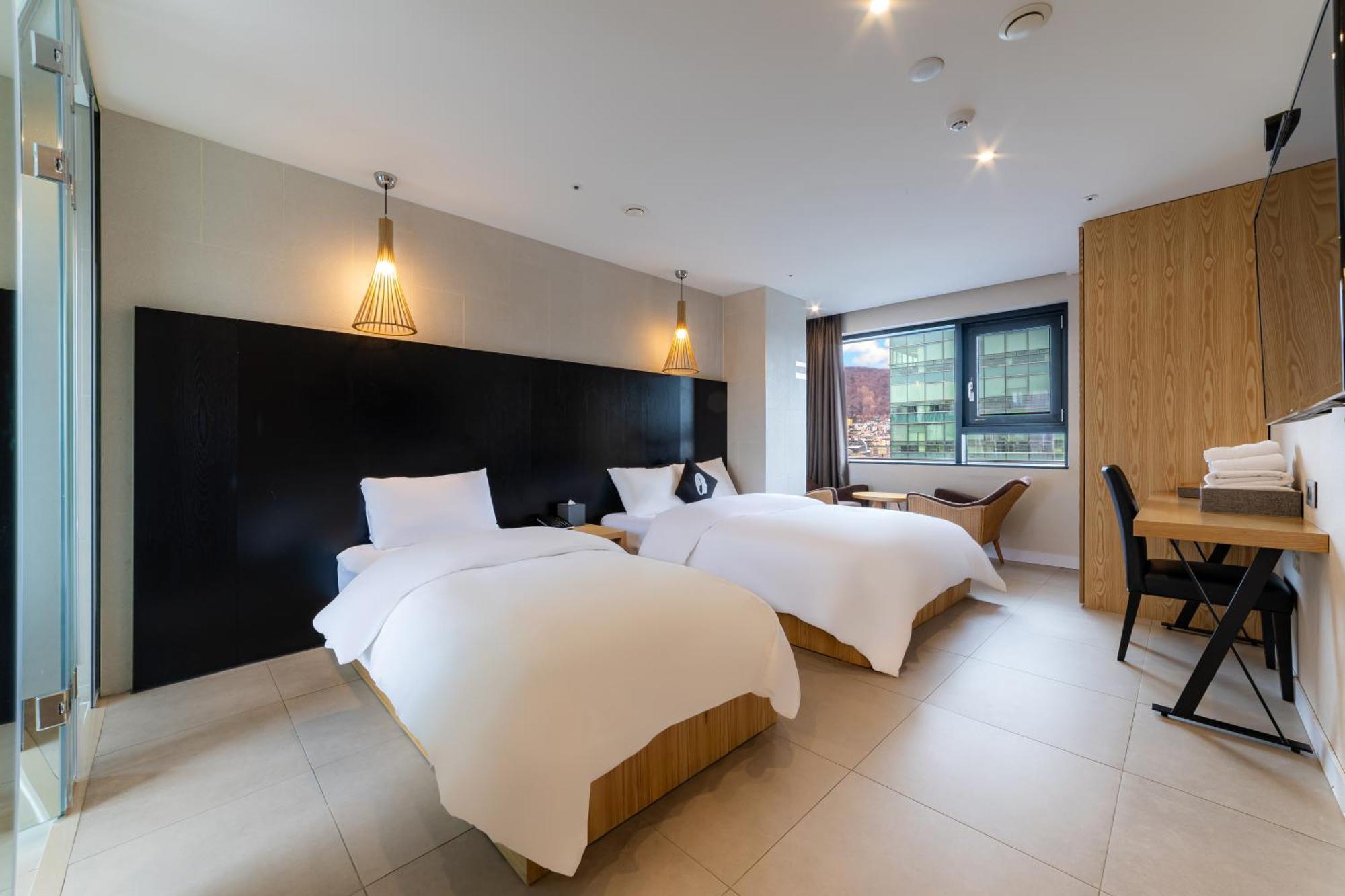 Hotel The Designers Seoul Station Bagian luar foto