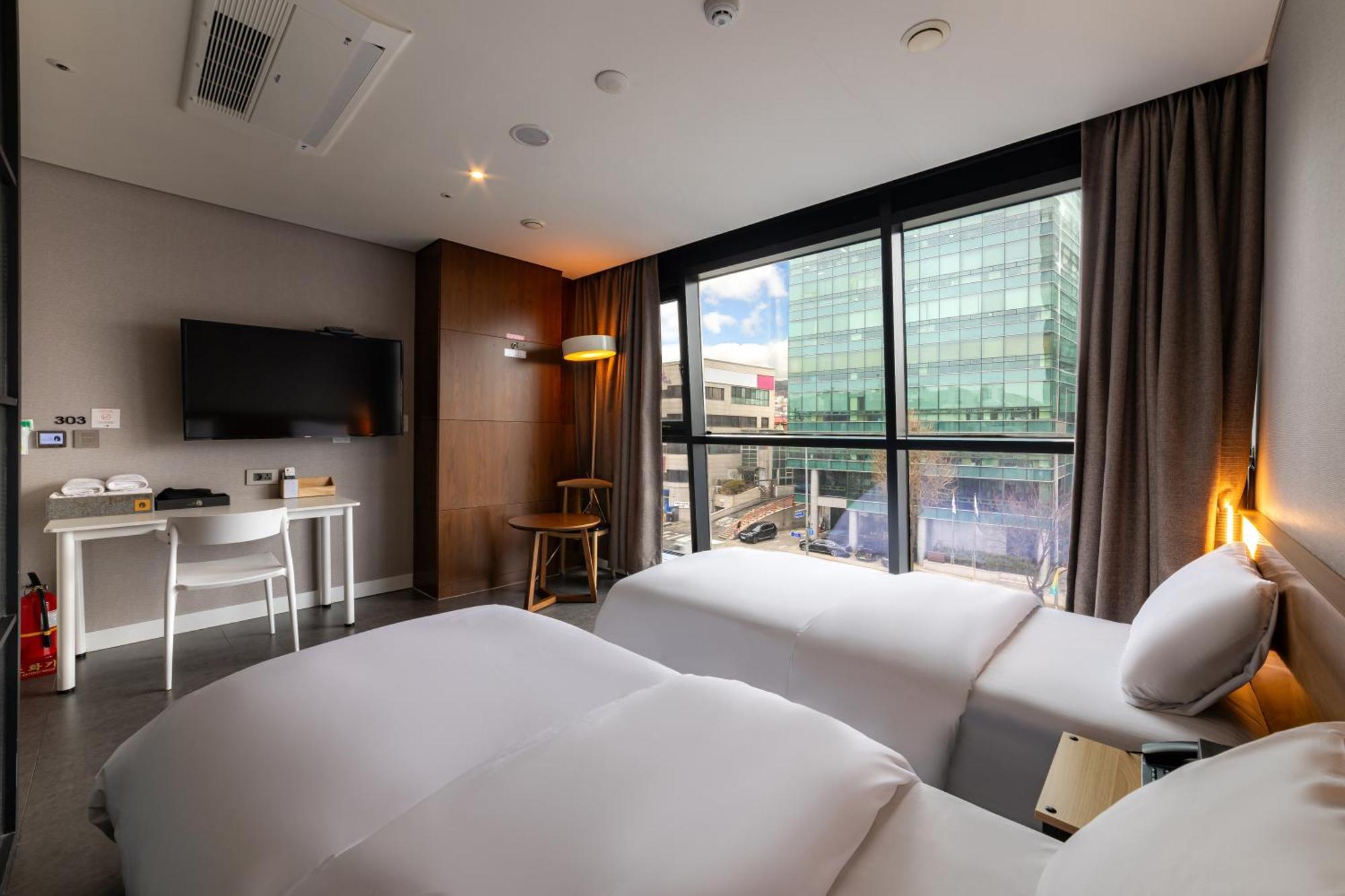 Hotel The Designers Seoul Station Bagian luar foto