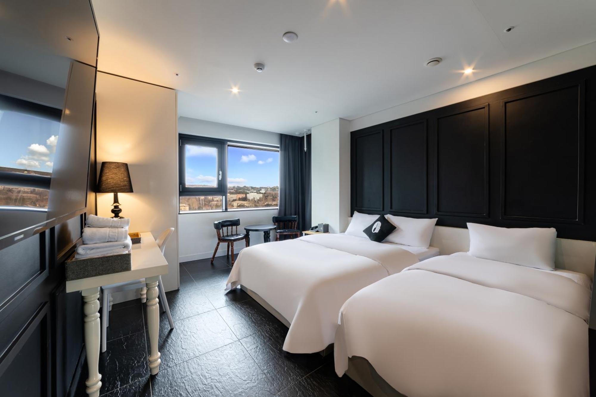 Hotel The Designers Seoul Station Bagian luar foto